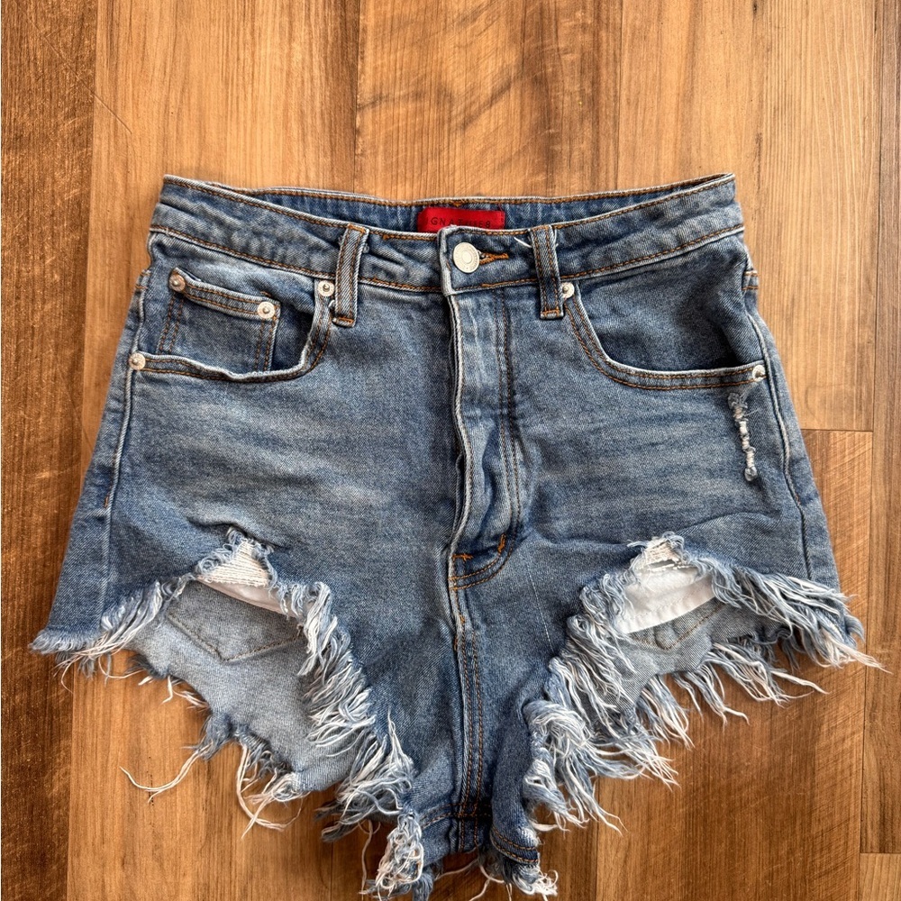 Signature 8 Distressed Denim Women Shorts, Medium Wash